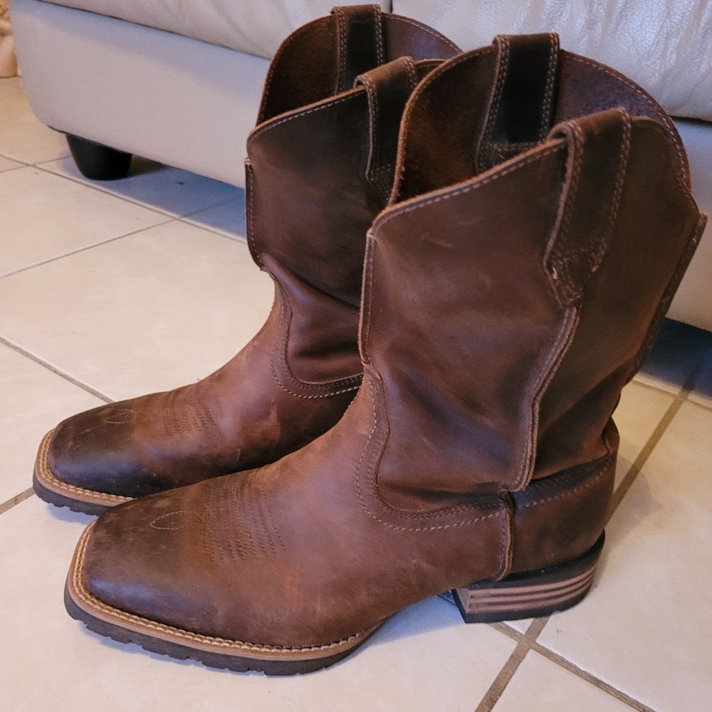 ARIAT BOOTS - Hybrid Street Style